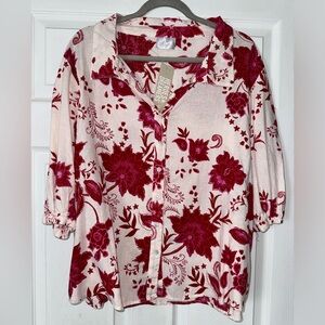 NWT Heroes & Dreamers Top